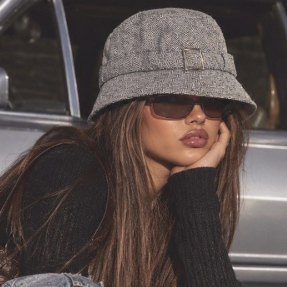 Vintage 90s Bucket Hat Herringbone Wool Blend Gray Black Buckle Academia Preppy